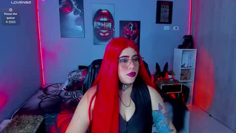 Snapshot of veronika_metalstar chatting on September 19, 5:33 am Miss Veronika online show from September 19, 5:33 am