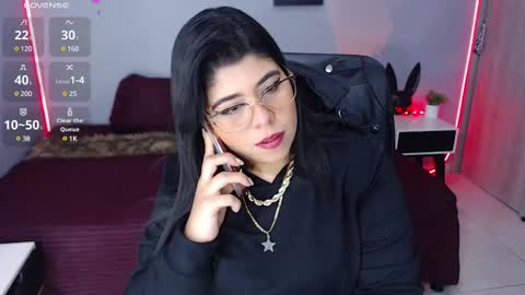 Snapshot of veronika_metalstar chatting on January 22, 12:06 pm Miss Veronika online show from January 22, 12:06 pm