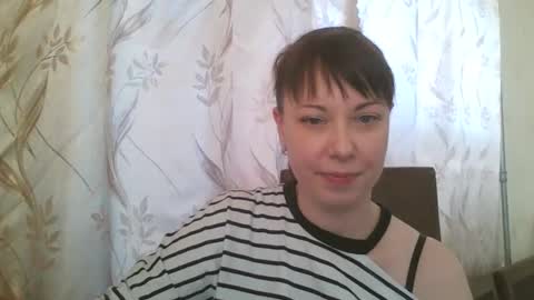 Snapshot of veronika_xi chatting on February 26, 10:27 am veronika_xi online show from February 26, 10:27 am