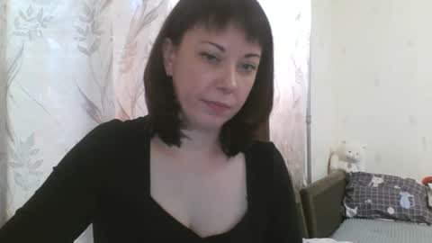 Snapshot of veronika_xi chatting on March 10, 1:43 pm veronika_xi online show from March 10, 1:43 pm