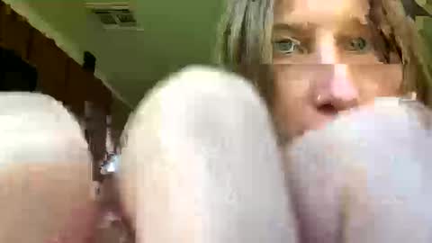 Snapshot of verycherryxx chatting on October 17, 10:03 pm verycherryx online show from October 17, 10:03 pm