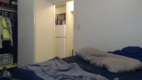 hairy man online show from February 6, 12:54 am