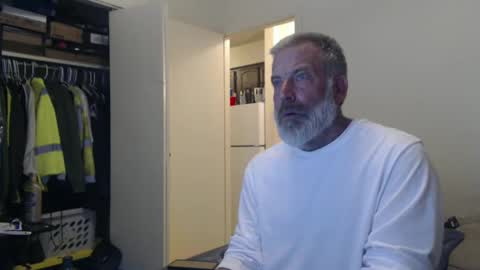 hairy man online show from January 22, 12:59 am