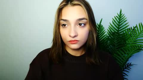 Ana online show from November 11, 7:54 am