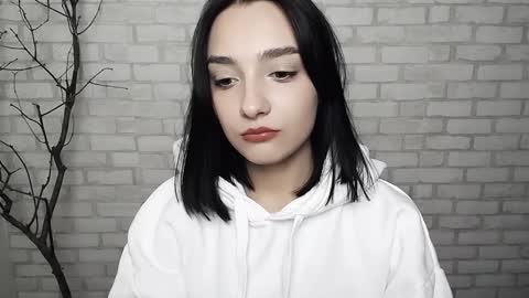 Ana online show from February 6, 8:39 am