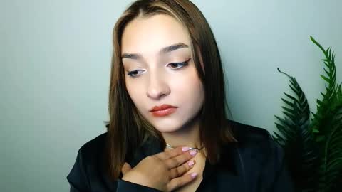 Ana online show from November 28, 6:59 pm