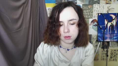 veryveryvery_shy online show from February 23, 6:49 am