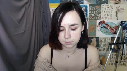 veryveryvery_shy online show from January 26, 9:51 am