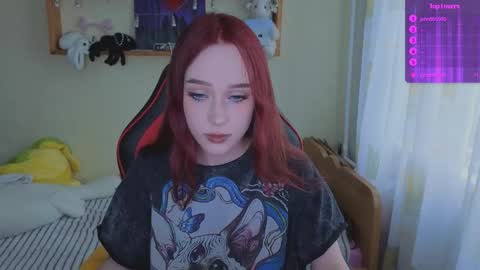 Snapshot of vi_kiiii chatting on September 11, 3:41 am vi kiiii online show from September 11, 3:41 am