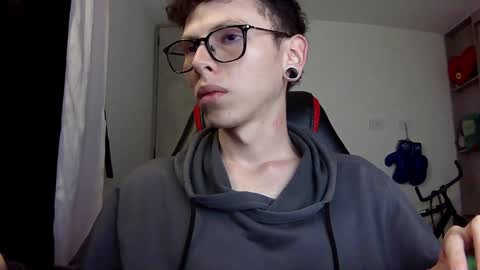 Vicent Brais online show from December 10, 4:45 am