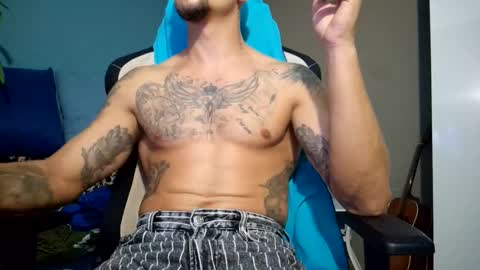 Snapshot of vicentiucalisthenics chatting on September 20, 9:07 pm vicentiucalisthenics online show from September 20, 9:07 pm