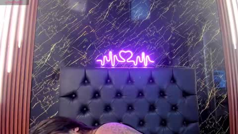 Vichy  Everyday From 1400 to 2130 Col Time online show from October 17, 8:35 pm