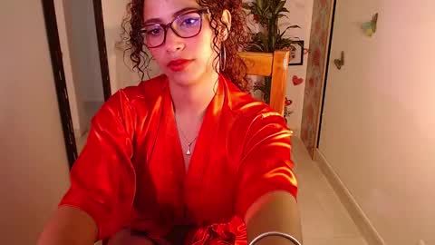 Snapshot of vicky_crazy chatting on March 6, 5:22 pm Vicky online show from March 6, 5:22 pm