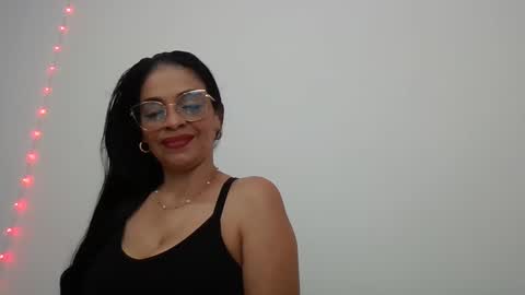 Vicky online show from September 19, 3:10 am