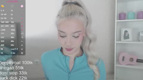 vickyfuckingdoll online show from October 12, 12:03 am