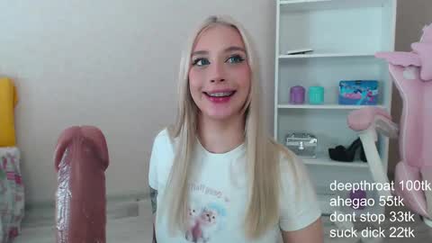vickyfuckingdoll online show from February 26, 7:53 pm