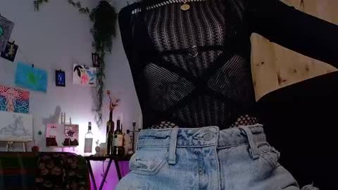 Victoria   online show from October 17, 8:24 pm