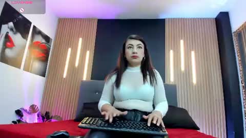 Vicky online show from July 15, 8:24 pm