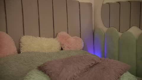 vickysecret96 online show from February 25, 9:58 pm