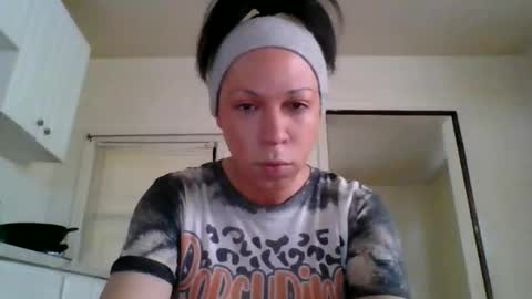 MissVictoria online show from February 1, 6:05 pm