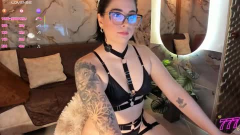 Victoria Coopeer online show from March 20, 9:53 pm