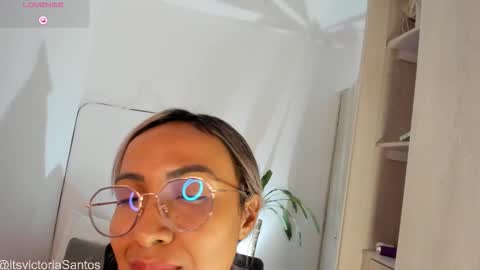 Snapshot of victoria__winner chatting on September 18, 2:48 am Victoria Santos online show from September 18, 2:48 am