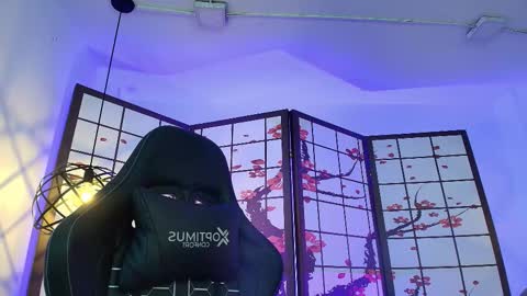  Victoria for you  online show from November 12, 7:00 am