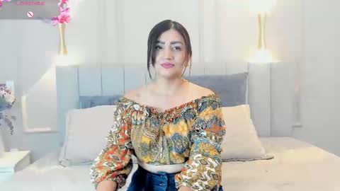 victoria  online show from October 22, 7:15 pm