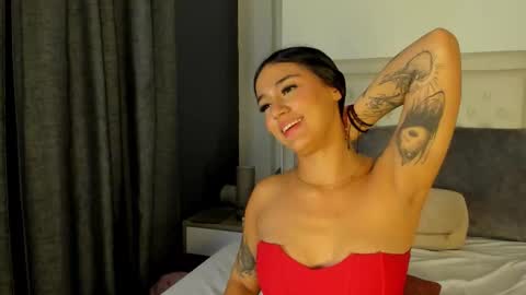 Victoria online show from October 25, 8:42 pm