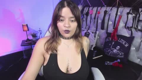 victoria_floyd1 online show from March 20, 9:53 pm