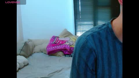 victoria_house14 online show from March 22, 7:07 pm