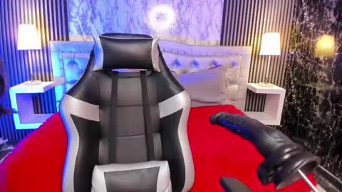 Victoria Houston  online show from October 19, 12:54 pm