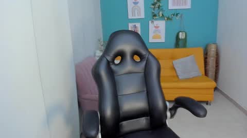 victoria_jonness online show from November 9, 12:19 pm