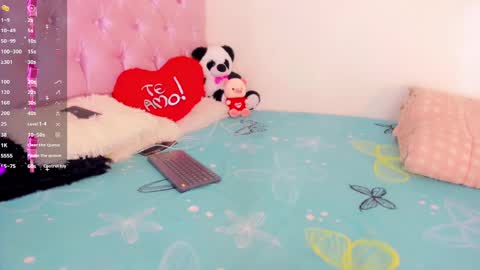 Victoria online show from December 18, 7:08 pm