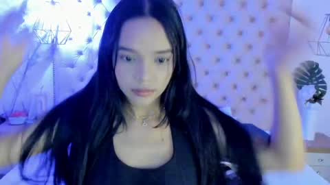 victoria_kitt online show from September 18, 7:40 pm