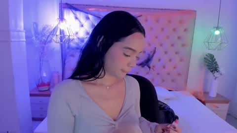 victoria_kitt online show from October 23, 5:36 pm