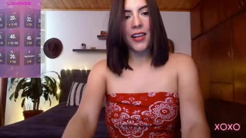 VICTORIA MARTELO online show from December 6, 4:33 pm