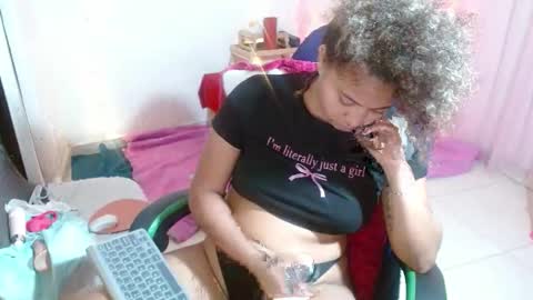 VICKY online show from April 11, 10:25 pm