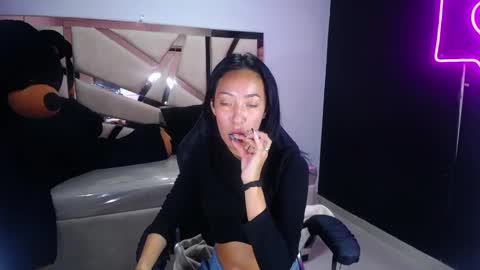 Victoria  online show from March 3, 4:47 pm