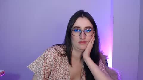 Snapshot of victoria_riider chatting on December 13, 9:09 pm Victoria online show from December 13, 9:09 pm