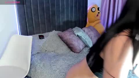 Snapshot of victoria_se chatting on December 18, 5:48 am Victoria online show from December 18, 5:48 am
