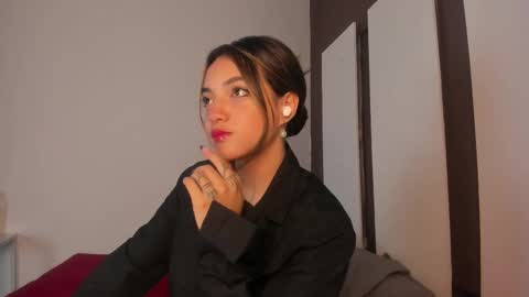 victoriaa2_doll online show from March 25, 12:01 pm