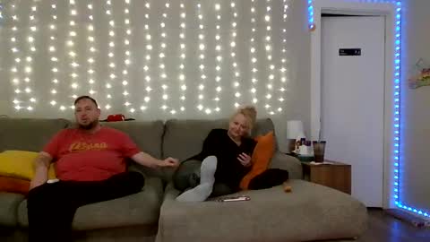 Snapshot of victoriaandjesse chatting on March 10, 3:34 am Victoria and Jesse online show from March 10, 3:34 am