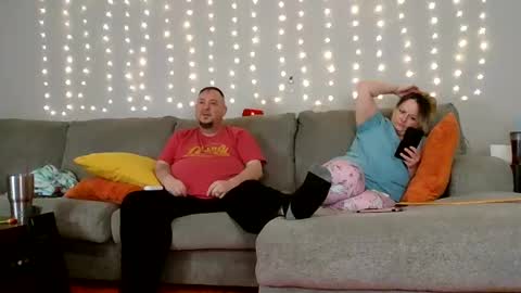 Snapshot of victoriaandjesse chatting on January 24, 6:24 am Victoria and Jesse online show from January 24, 6:24 am