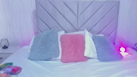 Victoria online show from January 9, 4:45 pm