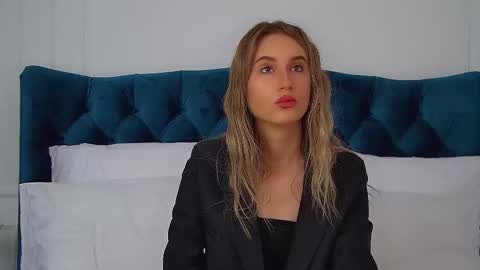 Victoria online show from November 9, 8:07 am