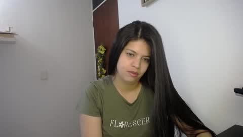 victorialg online show from October 13, 7:49 pm