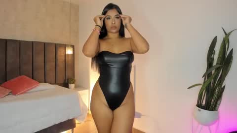 Maria Victoria online show from February 22, 11:35 am