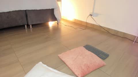 Maria Victoria online show from February 17, 2:38 pm