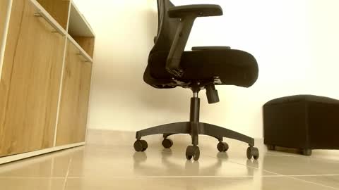 Victoria online show from March 17, 6:35 pm